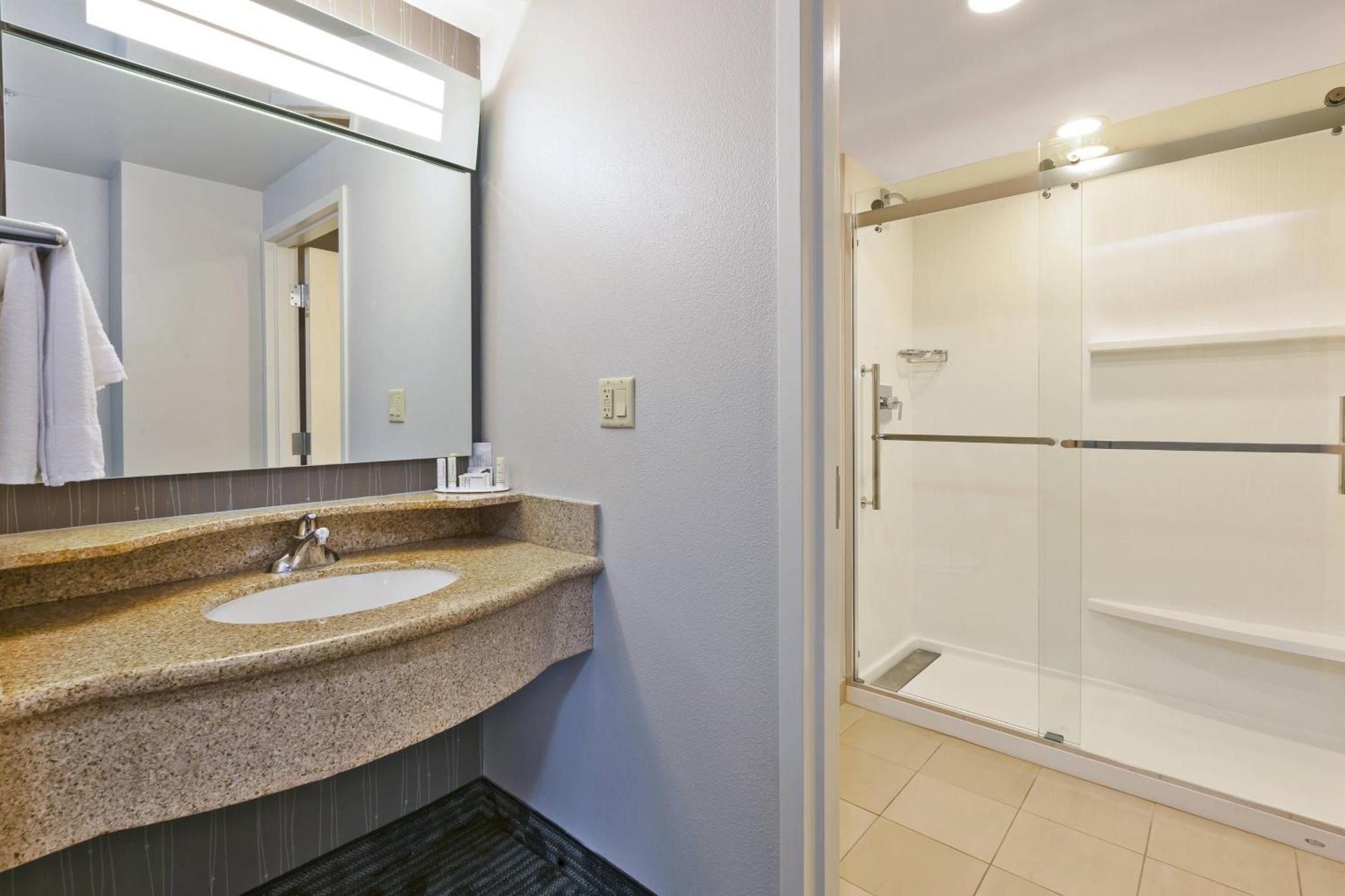 Courtyard By Marriott Oklahoma City Downtown Zewnętrze zdjęcie