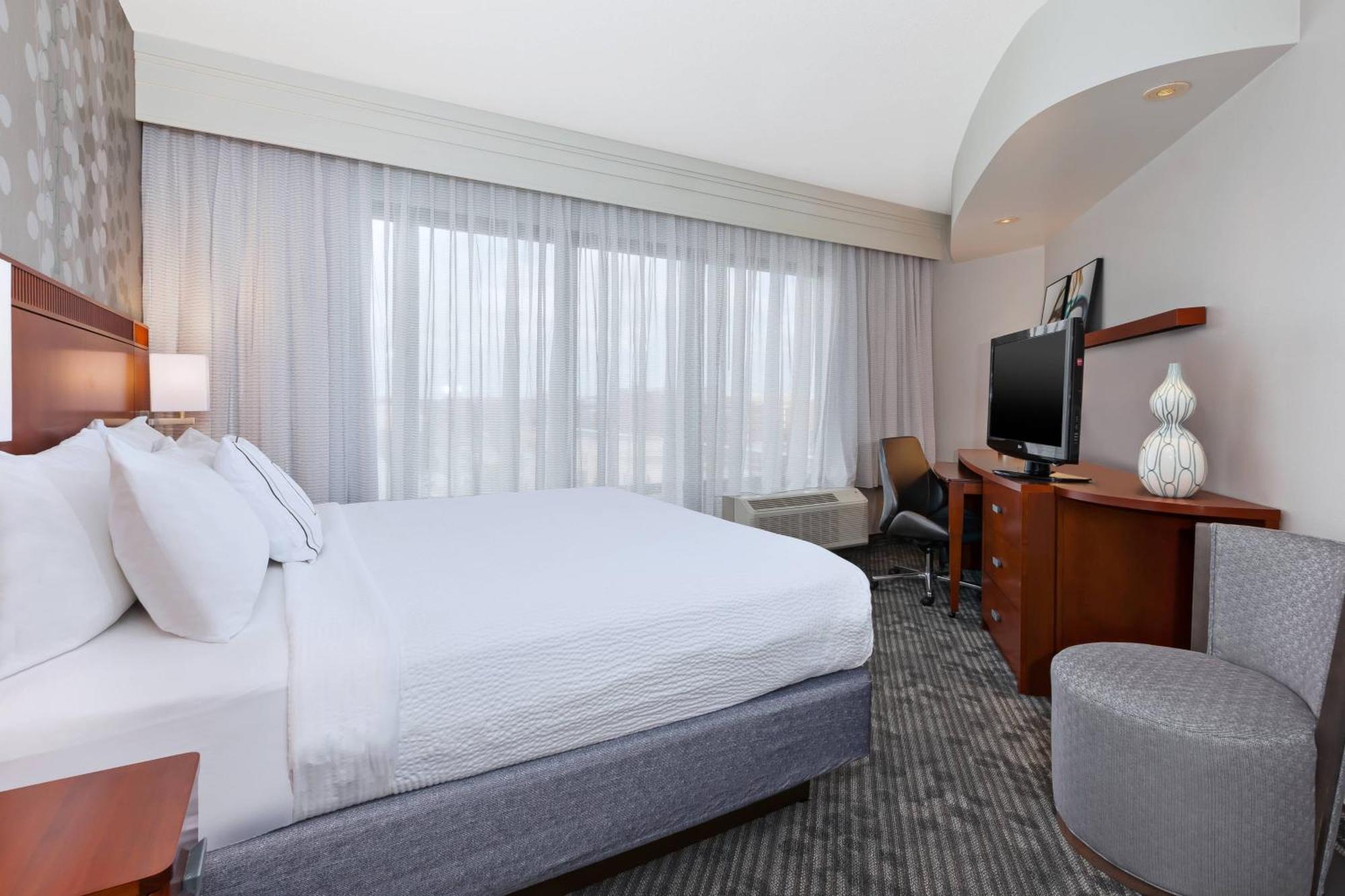 Courtyard By Marriott Oklahoma City Downtown Zewnętrze zdjęcie